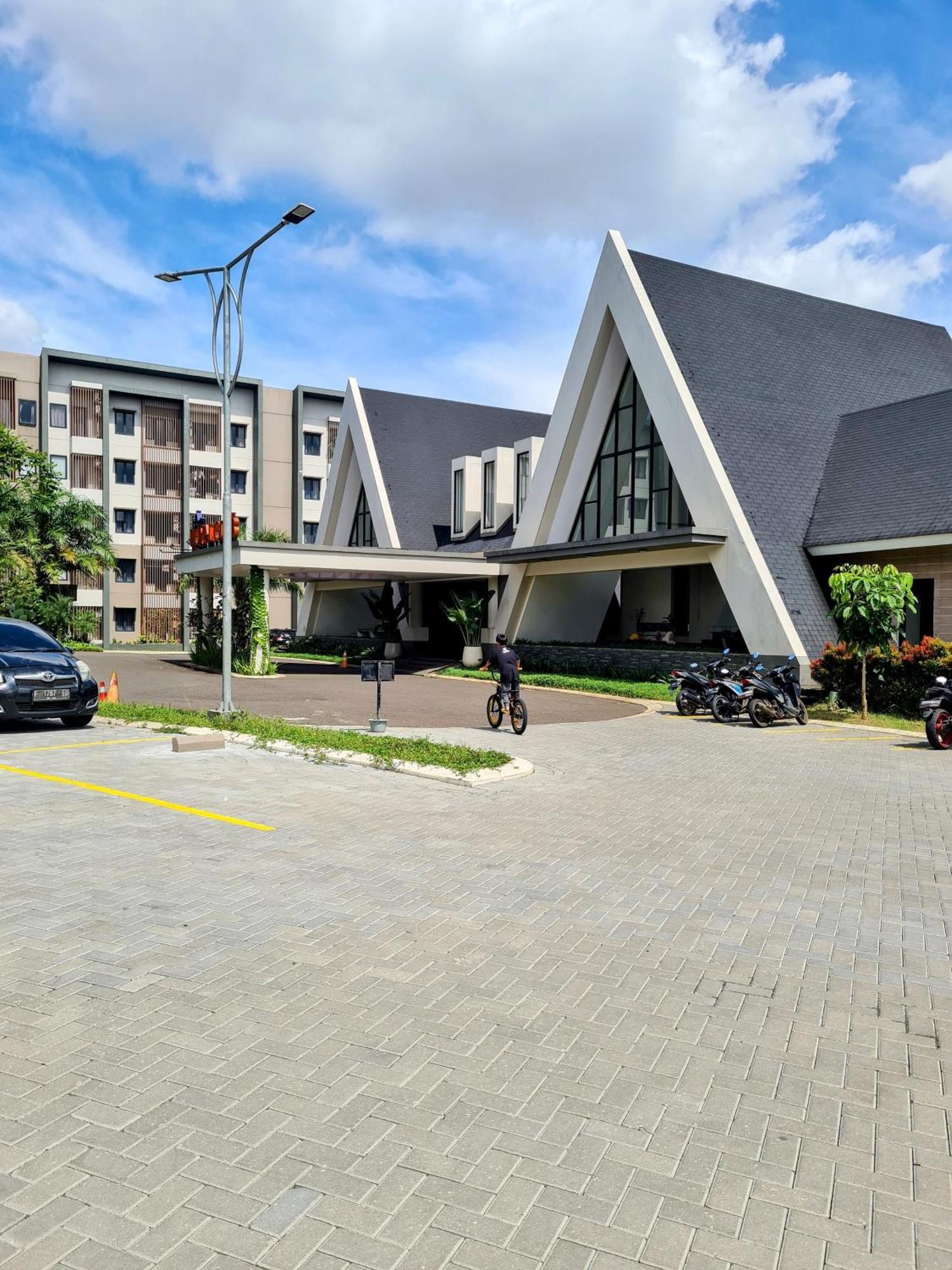 Nyaman, Akses Mudah Apartemen *